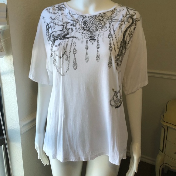 Juicy Couture Tops - Juicy Couture Graphic tee! Small